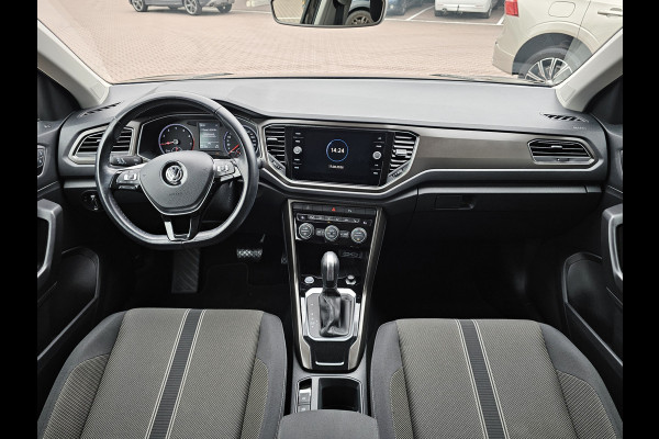 Volkswagen T-Roc 1.5 TSI DSG Style | LED | Stoel & stuurverwarming | ACC | Keyless | App-connect | Navi |