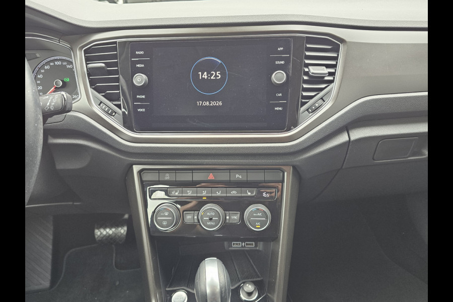 Volkswagen T-Roc 1.5 TSI DSG Style | LED | Stoel & stuurverwarming | ACC | Keyless | App-connect | Navi |