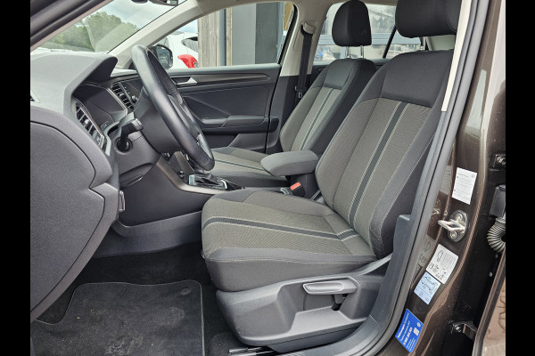 Volkswagen T-Roc 1.5 TSI DSG Style | LED | Stoel & stuurverwarming | ACC | Keyless | App-connect | Navi |