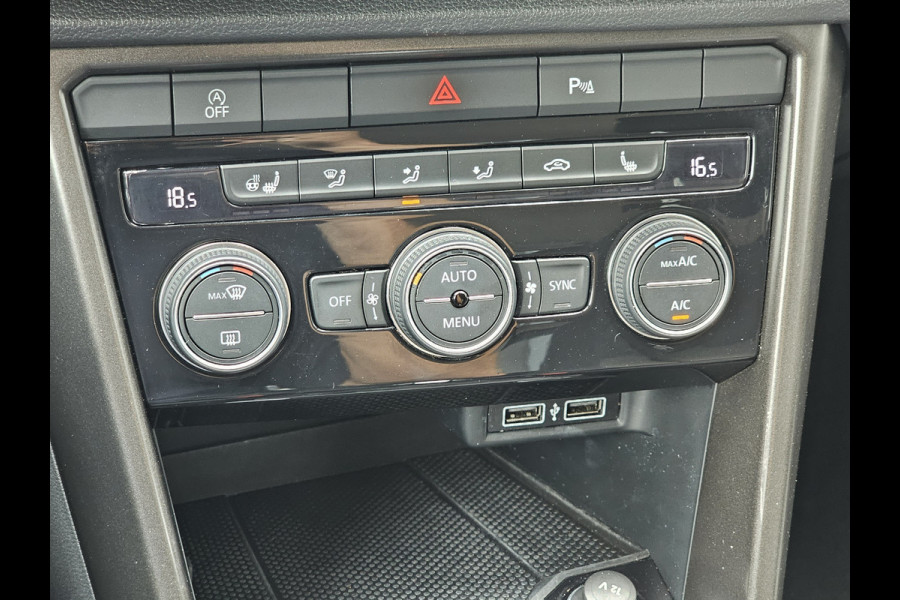 Volkswagen T-Roc 1.5 TSI DSG Style | LED | Stoel & stuurverwarming | ACC | Keyless | App-connect | Navi |