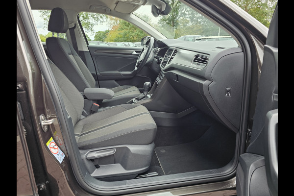 Volkswagen T-Roc 1.5 TSI DSG Style | LED | Stoel & stuurverwarming | ACC | Keyless | App-connect | Navi |