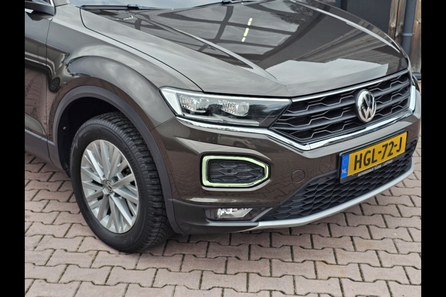 Volkswagen T-Roc 1.5 TSI DSG Style | LED | Stoel & stuurverwarming | ACC | Keyless | App-connect | Navi |