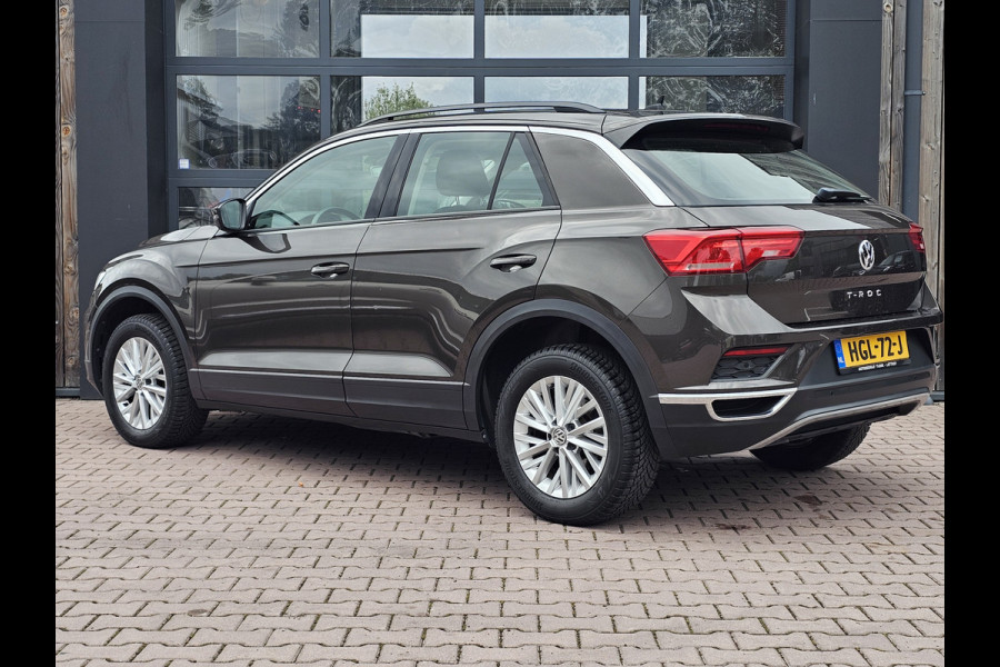 Volkswagen T-Roc 1.5 TSI DSG Style | LED | Stoel & stuurverwarming | ACC | Keyless | App-connect | Navi |