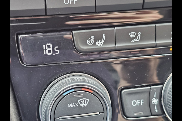 Volkswagen T-Roc 1.5 TSI DSG Style | LED | Stoel & stuurverwarming | ACC | Keyless | App-connect | Navi |