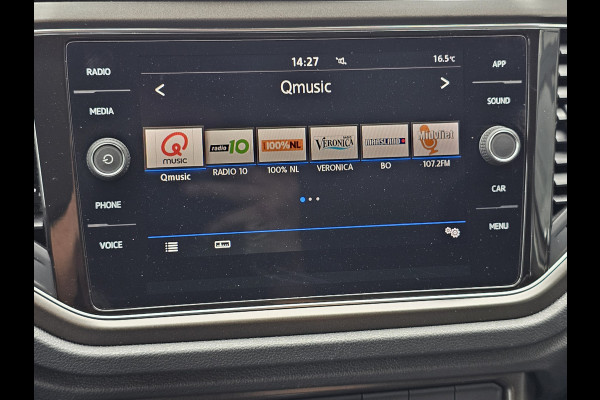 Volkswagen T-Roc 1.5 TSI DSG Style | LED | Stoel & stuurverwarming | ACC | Keyless | App-connect | Navi |