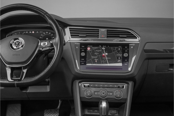 Volkswagen Tiguan 1.5 TSI DSG R-Line Pano ACC Camera CarPlay 20" Suzuka