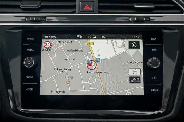 Volkswagen Tiguan 1.5 TSI DSG R-Line Pano ACC Camera CarPlay 20" Suzuka