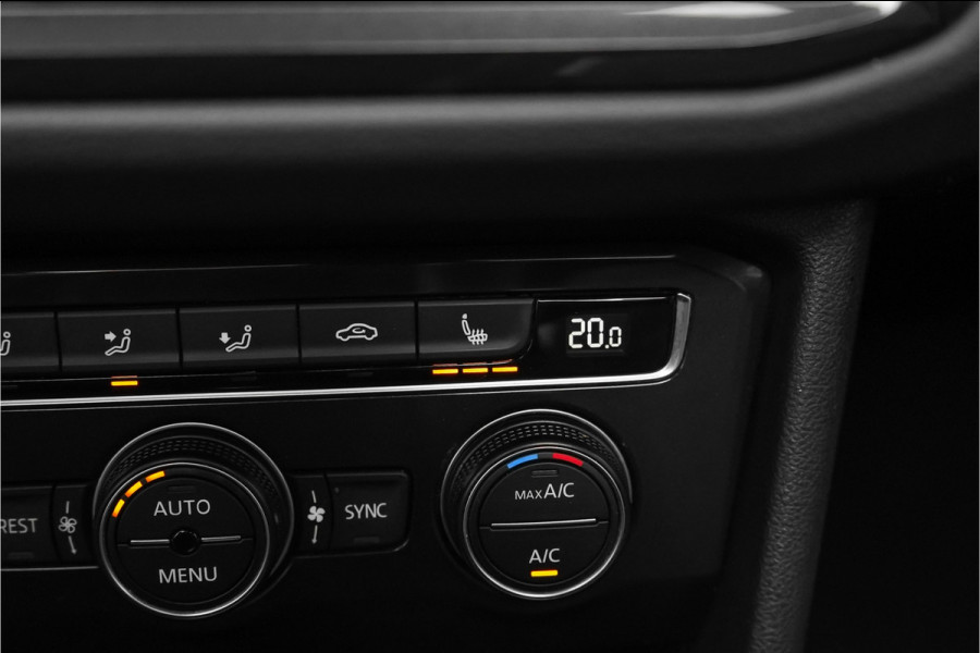 Volkswagen Tiguan 1.5 TSI DSG R-Line Pano ACC Camera CarPlay 20" Suzuka
