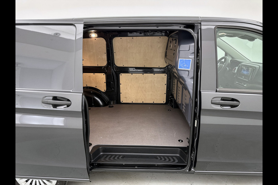 Mercedes-Benz Vito 116 CDI L2 Pro Multibeam Led Trekhaak Achteruitrijcamera met sonsoren Betimmering Cruise Control