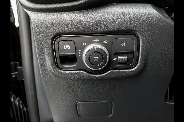 Mercedes-Benz Vito 116 CDI L2 Pro Multibeam Led Trekhaak Achteruitrijcamera met sonsoren Betimmering Cruise Control
