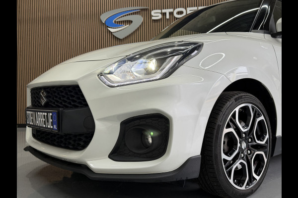 Suzuki Swift 1.4 Sport Smart Hybrid Navi | 17" | Carplay | Camera | Stoelverwarming | ACC | Dodehoek | 100% Elk jaar Suzuki Dealer onderhouden!