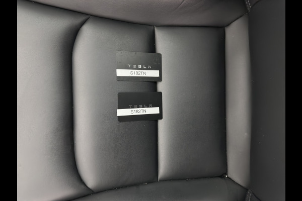 Tesla Model 3 RWD 60 kWh [3-Fase-11kW] {SoH-88%} (INCL-BTW) Aut. *PANO | AUTOPILOT | LEATHER | KEYLESS | FULL-LED | MEMORY-PACK | TOPVIEW | DAB | CARPLAY | DIGI-COCKPIT | LANE-ASSIST | HEATED-COMFORTSEATS | 18"ALU*