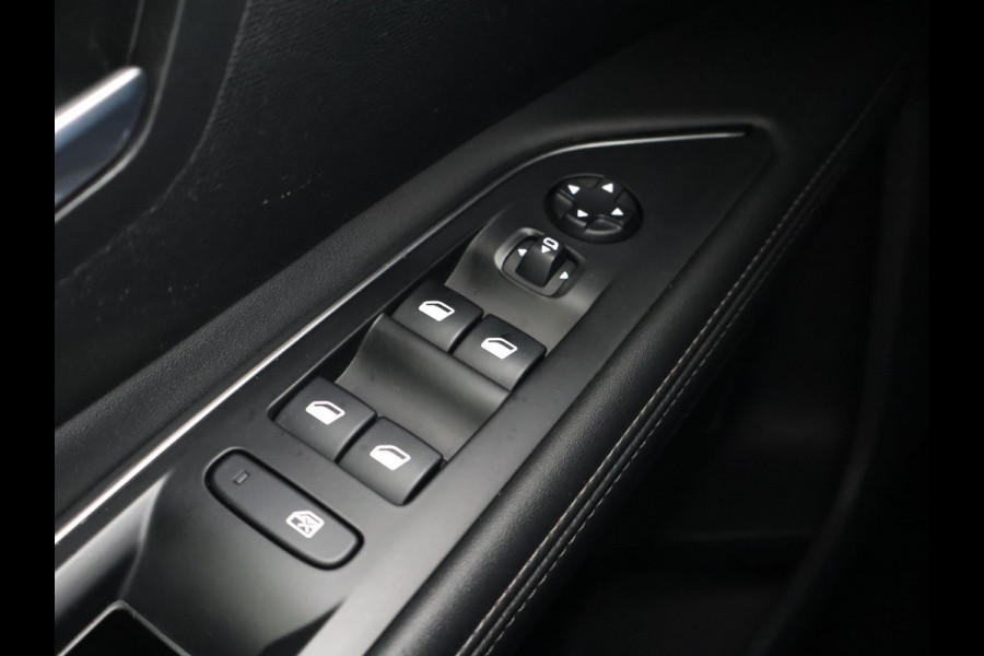 Peugeot 5008 1.2 PT 130 PK 7-PERSOONS PREMIUM + MASSAGE | TREKHAAK | ADAPTIVE CRUISE | MEMORY | STOELVERW.