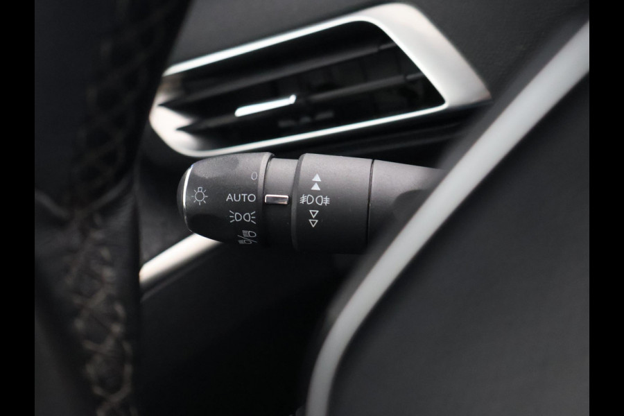 Peugeot 5008 1.2 PT 130 PK 7-PERSOONS PREMIUM + MASSAGE | TREKHAAK | ADAPTIVE CRUISE | MEMORY | STOELVERW.