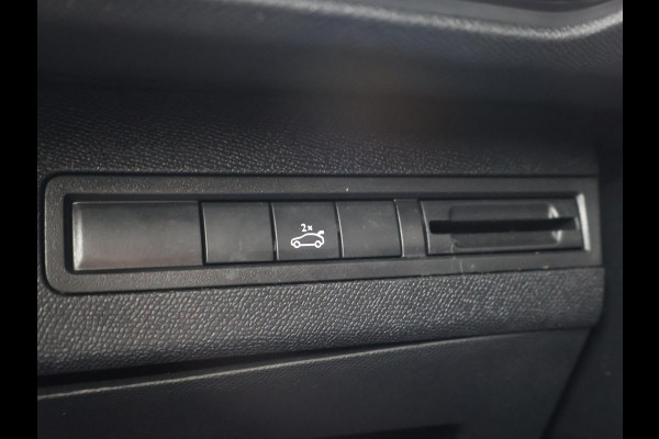 Peugeot 5008 1.2 PT 130 PK 7-PERSOONS PREMIUM + MASSAGE | TREKHAAK | ADAPTIVE CRUISE | MEMORY | STOELVERW.