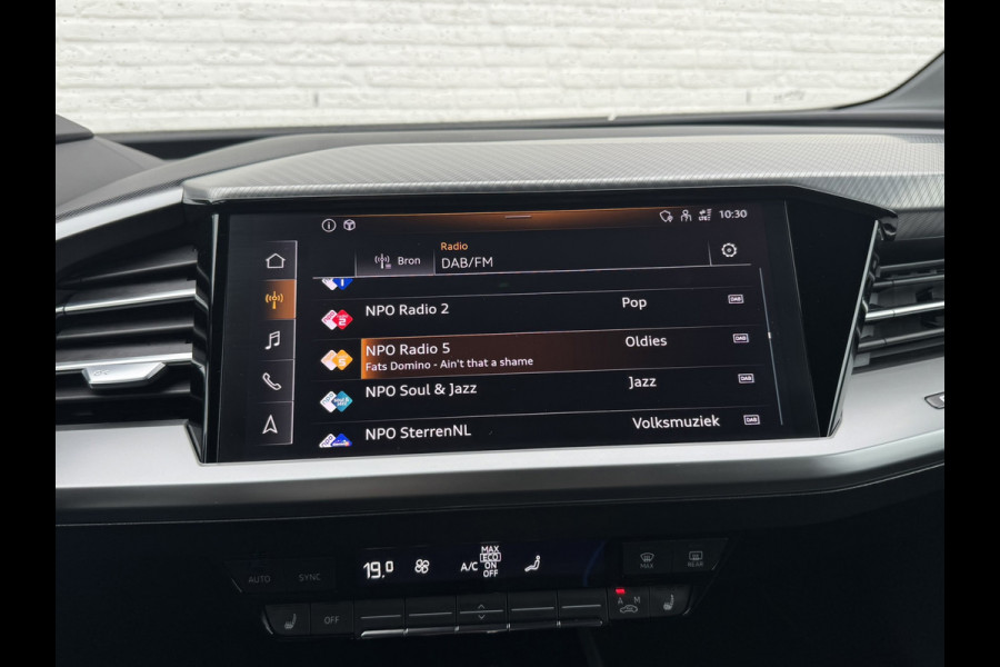 Audi Q4 Sportback e-tron 35 Advanced edition 55 kWh SOh 92% Sportstoelen 19 inch LM Keyless Led Elektrische a-klep