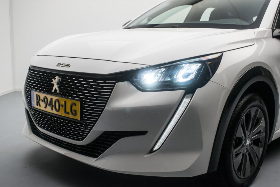 Peugeot e-208 EV Active Pack 50 kWh SOH 92% NL-auto [ 1e Eigenaar Carplay LED Parkeersensoren 16 Inch Velgen Cruise Control ]
