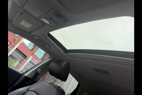 Kia e-Niro DynamicPlusLine 64 kWh AIRCO I NAV I LEDER INERIEUR I OPEN DAK I 1e EIGENAAR I COMPLETE ONDERHOUDSHISTORIE I SOH 95,3% MET 12 MAANDEN ALL-IN GARANTIE