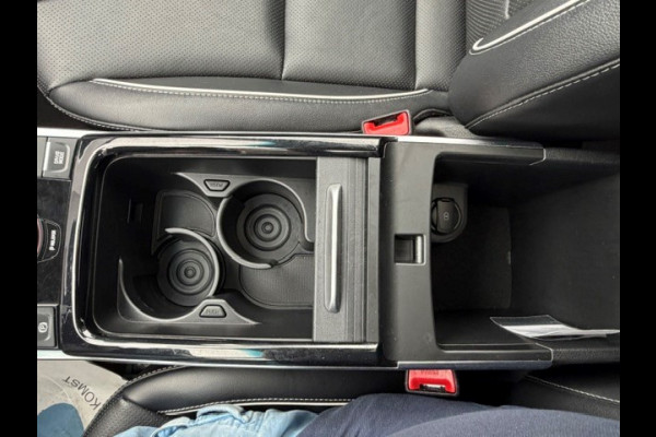 Kia e-Niro DynamicPlusLine 64 kWh AIRCO I NAV I LEDER INERIEUR I OPEN DAK I 1e EIGENAAR I COMPLETE ONDERHOUDSHISTORIE I SOH 95,3% MET 12 MAANDEN ALL-IN GARANTIE