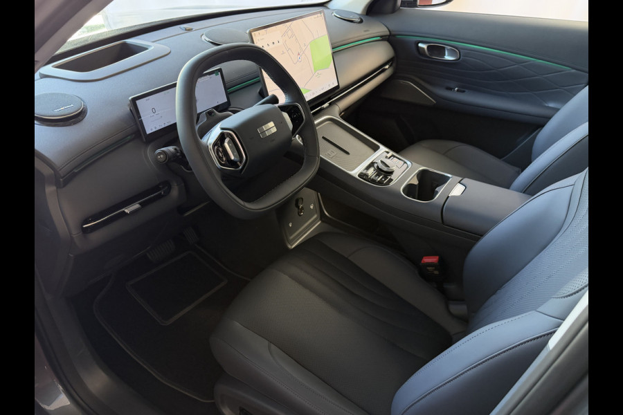 GEELY Starray EM-i MAX+ PHEV LONG RANGE NIEUWE AUTO | 29,8 kWh ACCU | 136 KM WLTP | PANORAMADAK | STOELVERWARMING/KOELING | LEER | MET MASSAGE Geely Wijchen