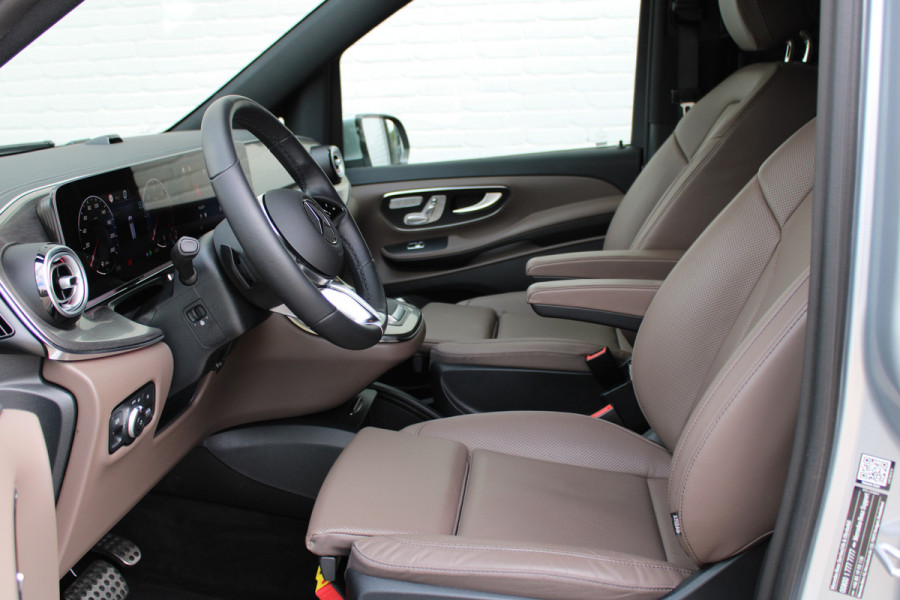 Mercedes-Benz V-Klasse 300d / XXL / AMG / Exclusive / 4-Matic / 7-Pers / Luchtv / Elec Stoelen / Burmester / NIEUWSTAAT