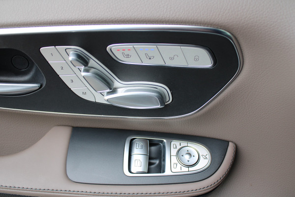 Mercedes-Benz V-Klasse 300d / XXL / AMG / DC / Exclusive / 4-Matic / Luchtv / Elec Stoelen / Burmester / NIEUWSTAAT