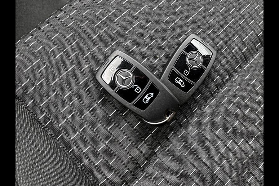 Mercedes-Benz Vito 116 CDI L2 Pro Multibeam Led Trekhaak Carplay Parkeerpakket Stoelverwarming