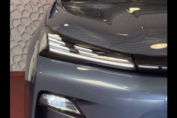 GEELY Starray EM-i MAX+ PHEV LONG RANGE NIEUWE AUTO | 29,8 kWh ACCU | 136 KM WLTP | PANORAMADAK | STOELVERWARMING/KOELING | LEER | MET MASSAGE