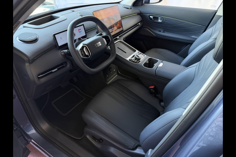 GEELY Starray EM-i MAX+ PHEV LONG RANGE NIEUWE AUTO | 29,8 kWh ACCU | 136 KM WLTP | PANORAMADAK | STOELVERWARMING/KOELING | LEER | MET MASSAGE