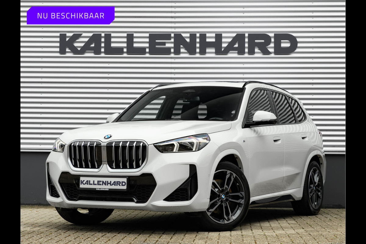 BMW X1 xDrive23i M-Sport - Pano - Trekhaak - Harman Kardon - Adaptief LED
