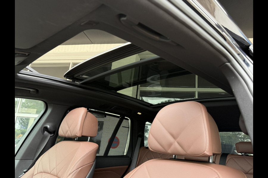 BMW X5 xDrive50e M SPORT | PANORAMA | HARMAN KARDON | DRIVING ASS. PROFF | TREKHAAK | COMFORT STOELEN |