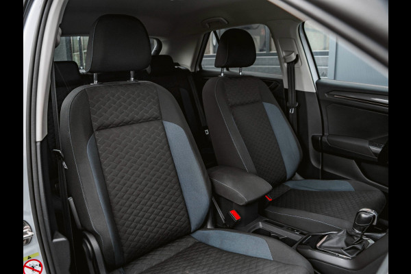 Volkswagen T-Roc 1.5 TSI Sport Business R | TREKHAAK | STOELVERWARMING | ADAPTIVE