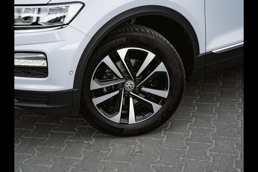 Volkswagen T-Roc 1.5 TSI Sport Business R | TREKHAAK | STOELVERWARMING | ADAPTIVE