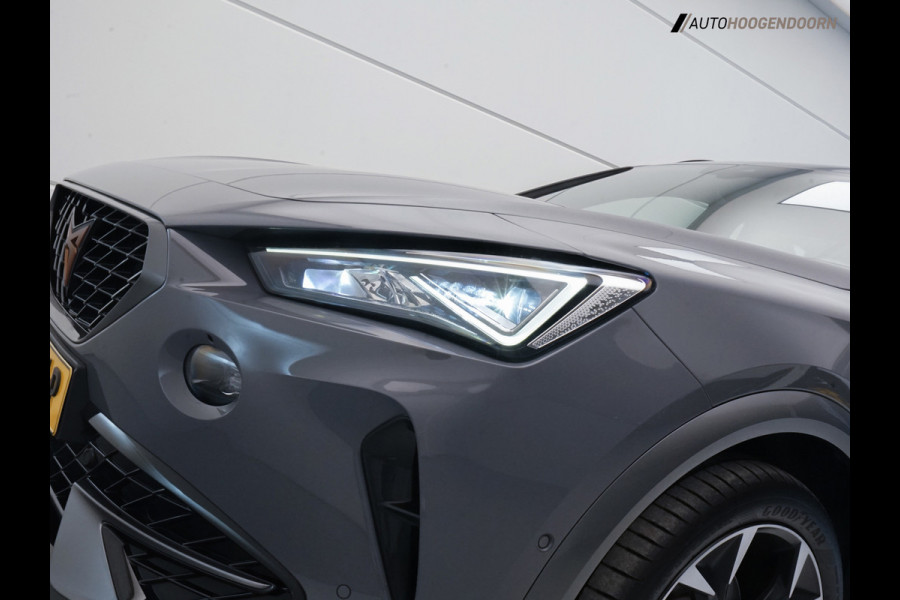 CUPRA Formentor 1.4 e-Hybrid VZ Performance 245pk (APPLE CARPLAY,PANORAMADAK,SFEERVERLICHTING,STUUR-STOELVERWARMING,TREKHAAK)