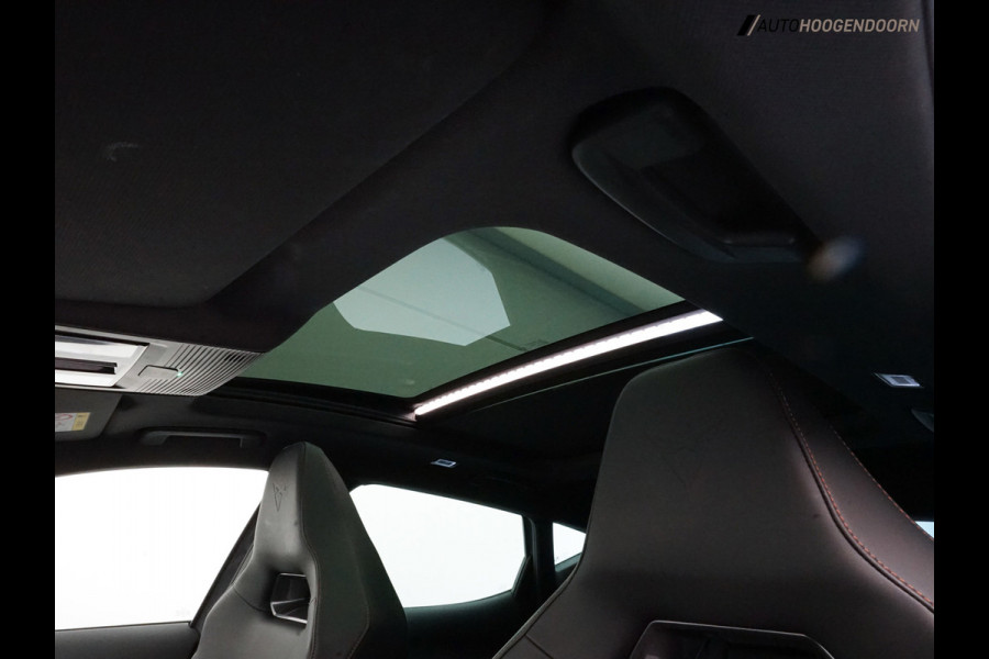 CUPRA Formentor 1.4 e-Hybrid VZ Performance 245pk (APPLE CARPLAY,PANORAMADAK,SFEERVERLICHTING,STUUR-STOELVERWARMING,TREKHAAK)