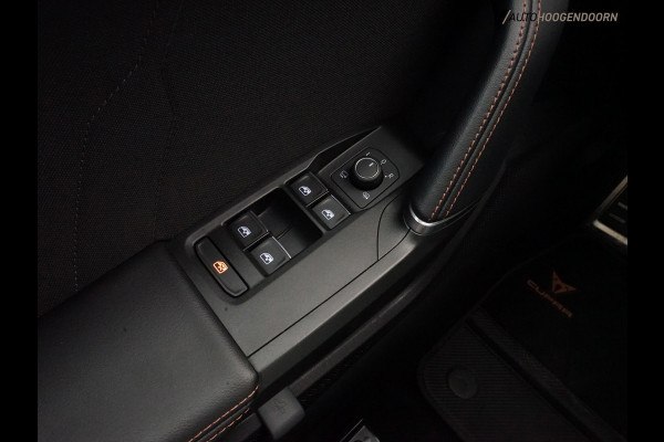 CUPRA Formentor 1.4 e-Hybrid VZ Performance 245pk (APPLE CARPLAY,PANORAMADAK,SFEERVERLICHTING,STUUR-STOELVERWARMING,TREKHAAK)
