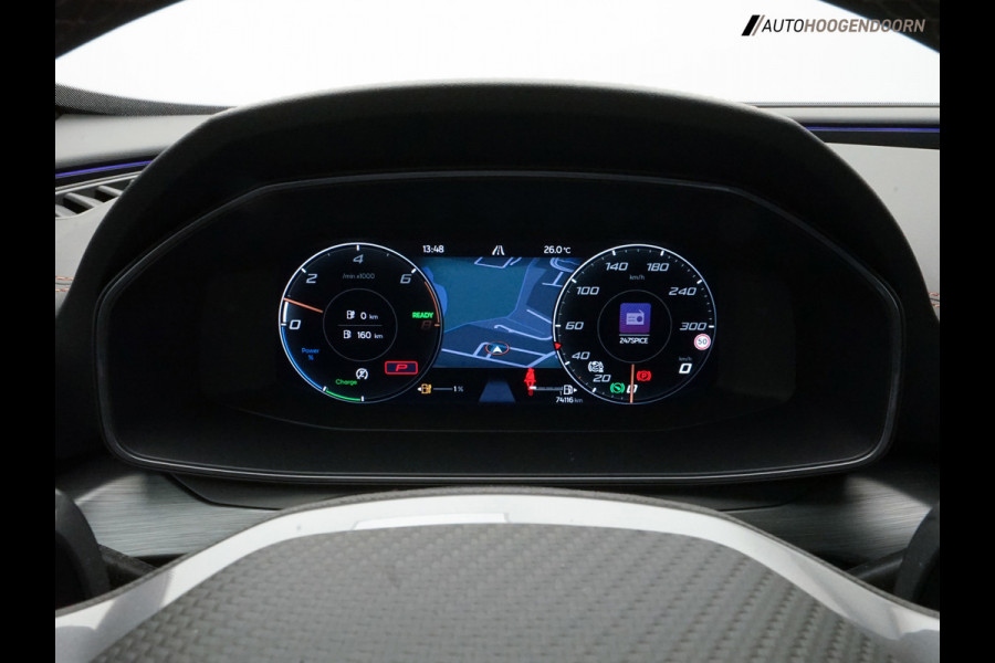 CUPRA Formentor 1.4 e-Hybrid VZ Performance 245pk (APPLE CARPLAY,PANORAMADAK,SFEERVERLICHTING,STUUR-STOELVERWARMING,TREKHAAK)