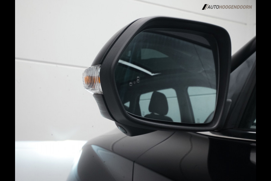 MG ZS EV Long Range Luxury Sport 70 kWh (APPLE CARPLAY,PANORAMADAK,ELEKTRISCHE STOELEN,CAMERA,ADAPTIVE CRUISE,NAVIGATIE,LED)