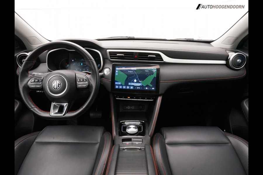 MG ZS EV Long Range Luxury Sport 70 kWh (APPLE CARPLAY,PANORAMADAK,ELEKTRISCHE STOELEN,CAMERA,ADAPTIVE CRUISE,NAVIGATIE,LED)