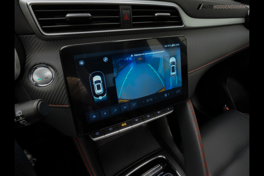 MG ZS EV Long Range Luxury Sport 70 kWh (APPLE CARPLAY,PANORAMADAK,ELEKTRISCHE STOELEN,CAMERA,ADAPTIVE CRUISE,NAVIGATIE,LED)