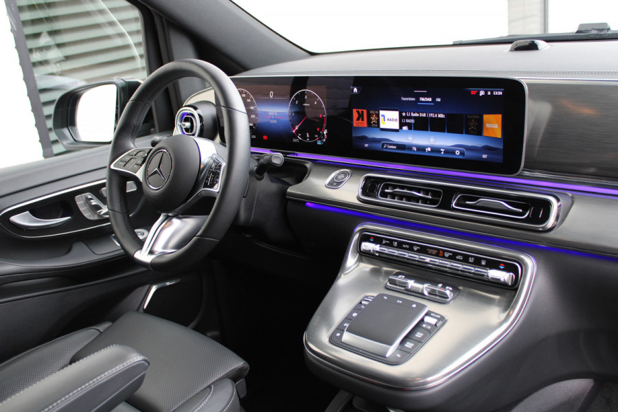 Mercedes-Benz V-Klasse 300d / XXL / DC / AMG / Exclusive / 4-Matic / Luchtv / Elec Stoelen / Burmester / NIEUWSTAAT