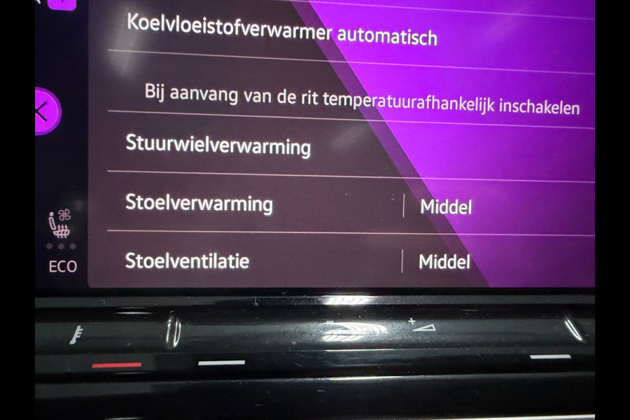 Volkswagen Multivan 1.4 eHybrid 7P/PANO/LEDER/H-UP/H-KARDON/STOEL-M+KOELING+MASSAGE/CAM///