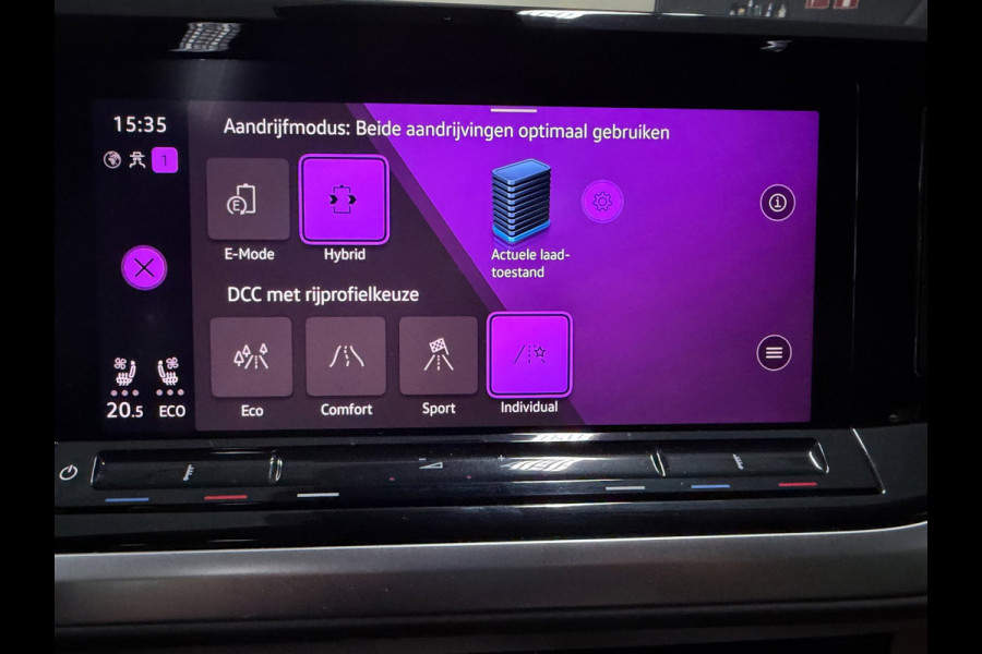 Volkswagen Multivan 1.4 eHybrid 7P/PANO/LEDER/H-UP/H-KARDON/STOEL-M+KOELING+MASSAGE/CAM///