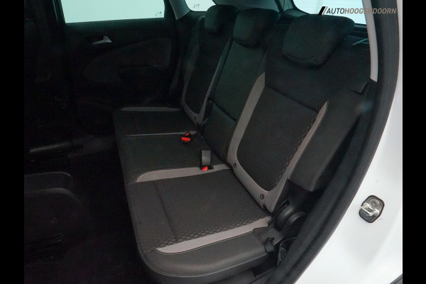 Opel Crossland X 1.2 Turbo Online Edition Sport (APPLE CARPLAY,LANE ASSIST,STUUR-STOELVERWARMING,KEYLESS,CAMERA,CRUISE,LM-VELGEN)