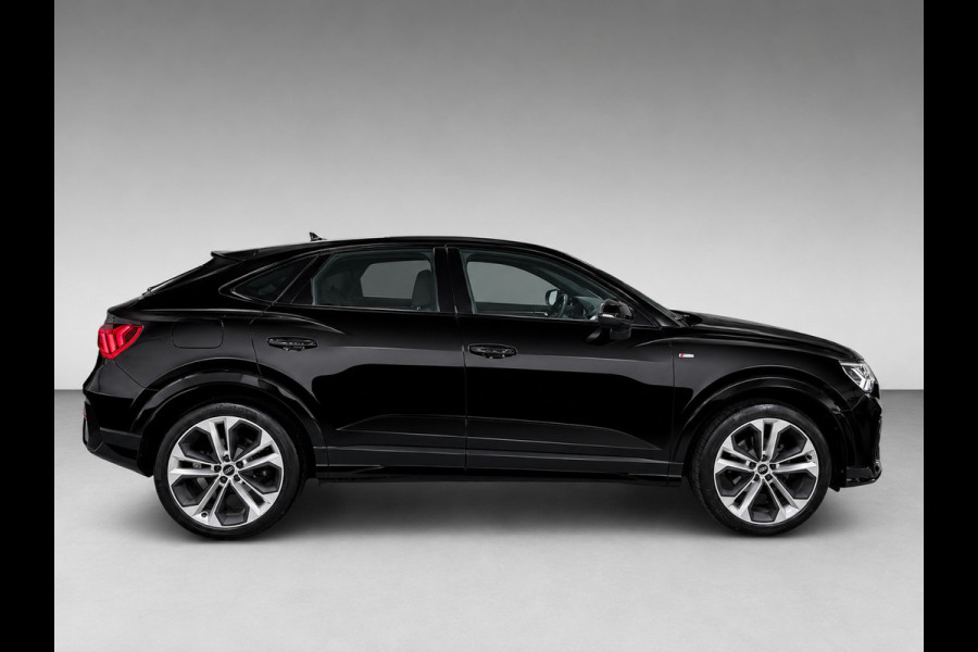 Audi Q3 Sportback 35 TFSI 2X S-LINE BLACKLINE 20'' SFEERVERL/CARPLAY/ADAPT-CR/DAB/SONOS/ELECTR-STOELEN///