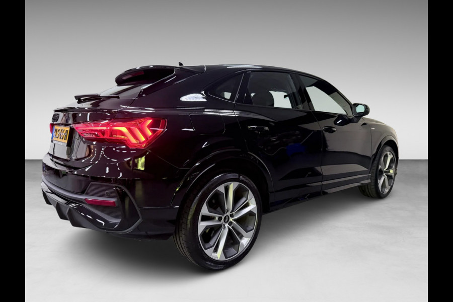 Audi Q3 Sportback 35 TFSI 2X S-LINE BLACKLINE 20'' SFEERVERL/CARPLAY/ADAPT-CR/DAB/SONOS/ELECTR-STOELEN///