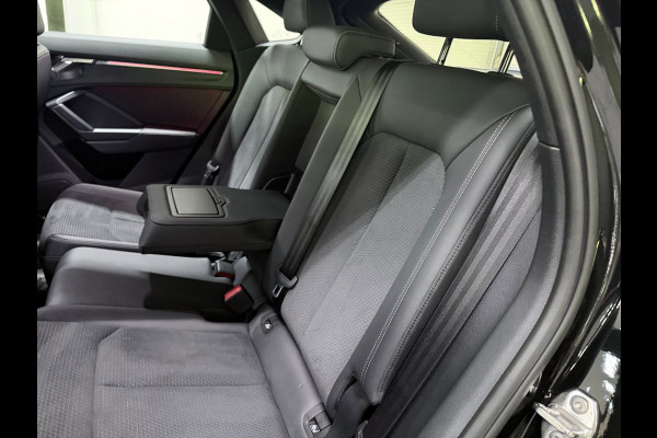 Audi Q3 Sportback 35 TFSI 2X S-LINE BLACKLINE 20'' SFEERVERL/CARPLAY/ADAPT-CR/DAB/SONOS/ELECTR-STOELEN///