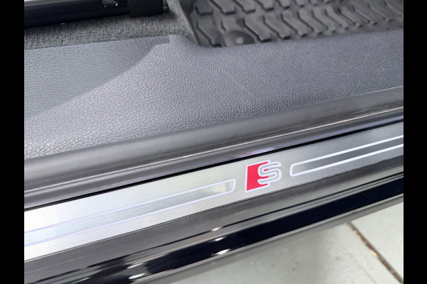 Audi Q3 Sportback 35 TFSI 2X S-LINE BLACKLINE 20'' SFEERVERL/CARPLAY/ADAPT-CR/DAB/SONOS/ELECTR-STOELEN///