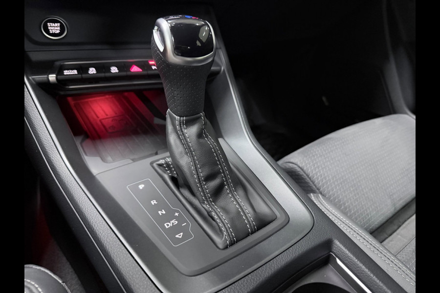 Audi Q3 Sportback 35 TFSI 2X S-LINE BLACKLINE 20'' SFEERVERL/CARPLAY/ADAPT-CR/DAB/SONOS/ELECTR-STOELEN///