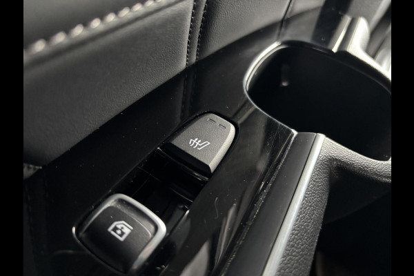 Kia Sorento 1.6 T-GDI Plug-in Hybrid 4WD ExecutiveLine 7p. 265 PK | 360 Camera |  Afneembare trekhaak |  BTW verrekenbaar | Bestuurdersstoel Met Geheugen |  Geluidssysteem Bose | Stoelverwarming | Achterstoelverwarming